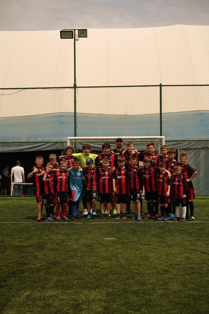 Team in the arena